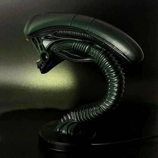 ZHUANGHUANC Alien Resin LED Lamp Stand Novelty Extraterrestrial Decor