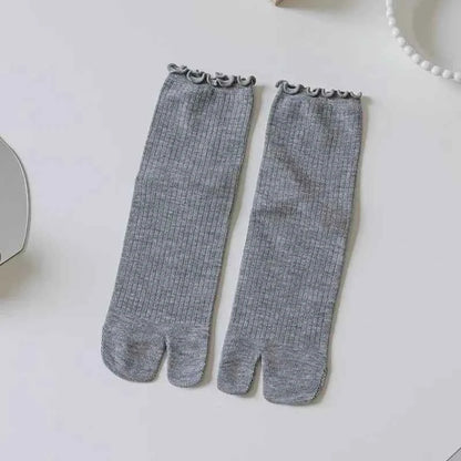 Japanese Ruffled Edge Cotton Split Toe Socks Solid Color Two-Toed Sock Unisex Harajuku Simple Tabi Socks High Elastic Hosiery