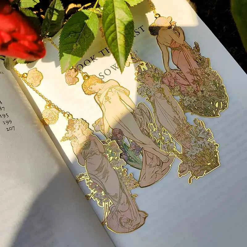1 Set of 4 Mucha Four Flower Illustration Art Bookmark Gift Box, Literary Retro, Brass Chain Decorative Painting, Holiday Gift