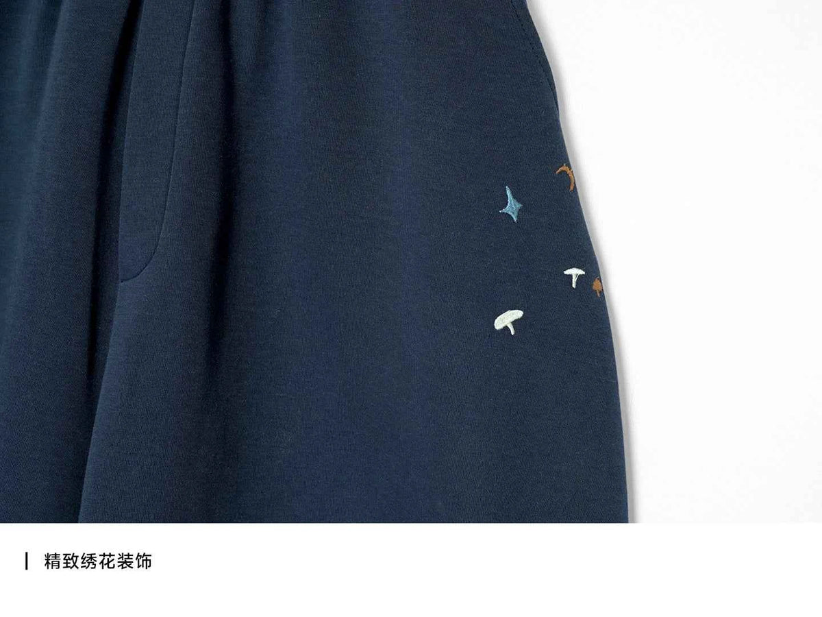 imakokoni 2025 Autumn Japanese-Style Loose Cropped Radish Pants with Cute Embroidery 255250