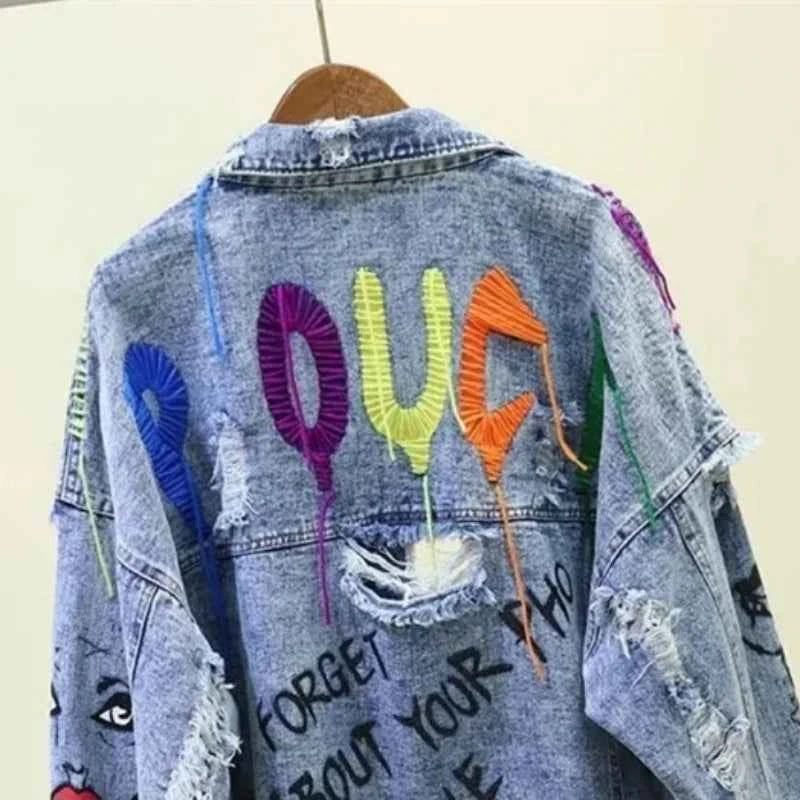 Spring Autumn Rivet Beaded Line Tassel Letter Graffiti Print Women Denim Jacket 2026 Casual Hole Denim Jacket Veste Femme