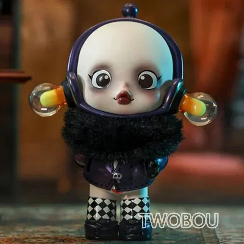 POP MART SKULLPANDA Addams Family Series Blind Box Mystery Box Guess Bag Toys Doll Cute Anime Figure Desktop Ornaments
