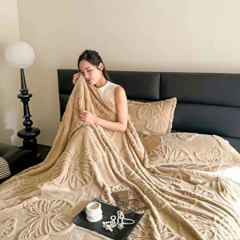 Coral Fleece Fabric Autumn Blanket with Exquisite 3D Butterflys Soft Comfortable Warm Winter Sofa Blankets Four Seasons Blanket
