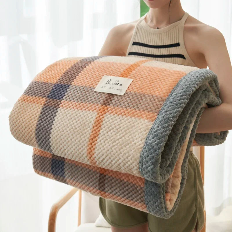 SS69 Handmade Chenille Knit Throw Blanket, Plaid Pattern, Machine Washable