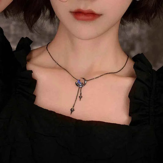 Thaya New Trendy Original Design Women Necklaces Vintage Women Chorker Fashion Pendant Necklace For Women Crystal Party Jewelry