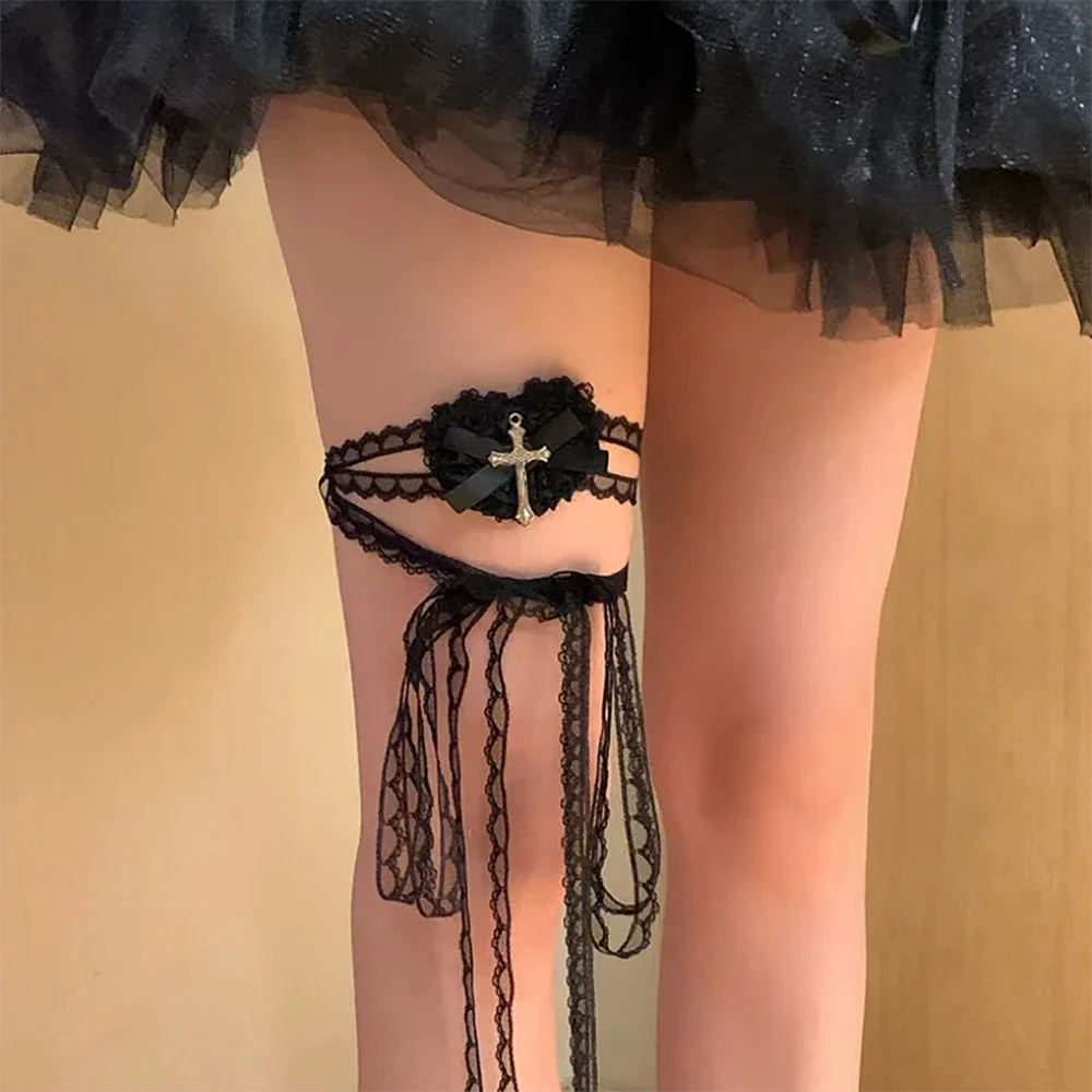 Punk Cross Eye Mask Women Lolita Cosplay Eye Patch Gothic Halloween Heart Bow Lace Eyewear Accessories Xmas Gifts SS69