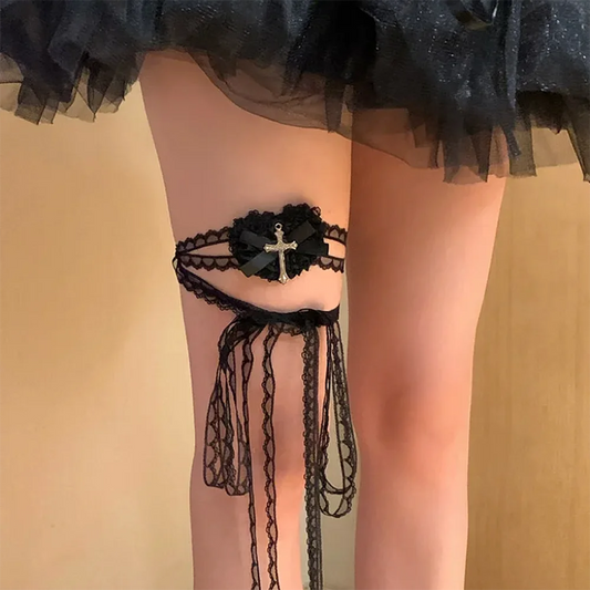 Punk Cross Eye Mask Women Lolita Cosplay Eye Patch Gothic Halloween Heart Bow Lace Eyewear Accessories Xmas Gifts SS69