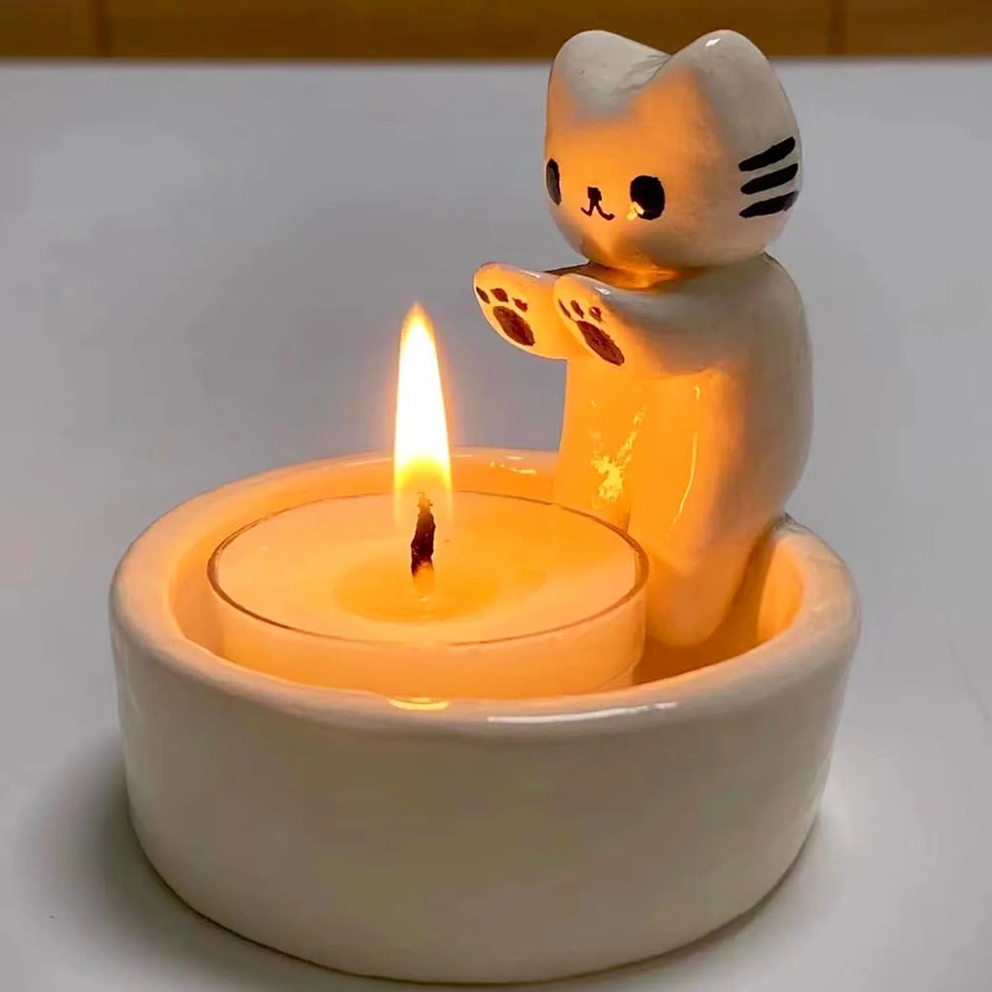 Kitten Candle Holder Cute Cat Candlestick Creative Aromatherapy Candle Holder Durable High Tempe Cartoon Candlestick Decoration SS69