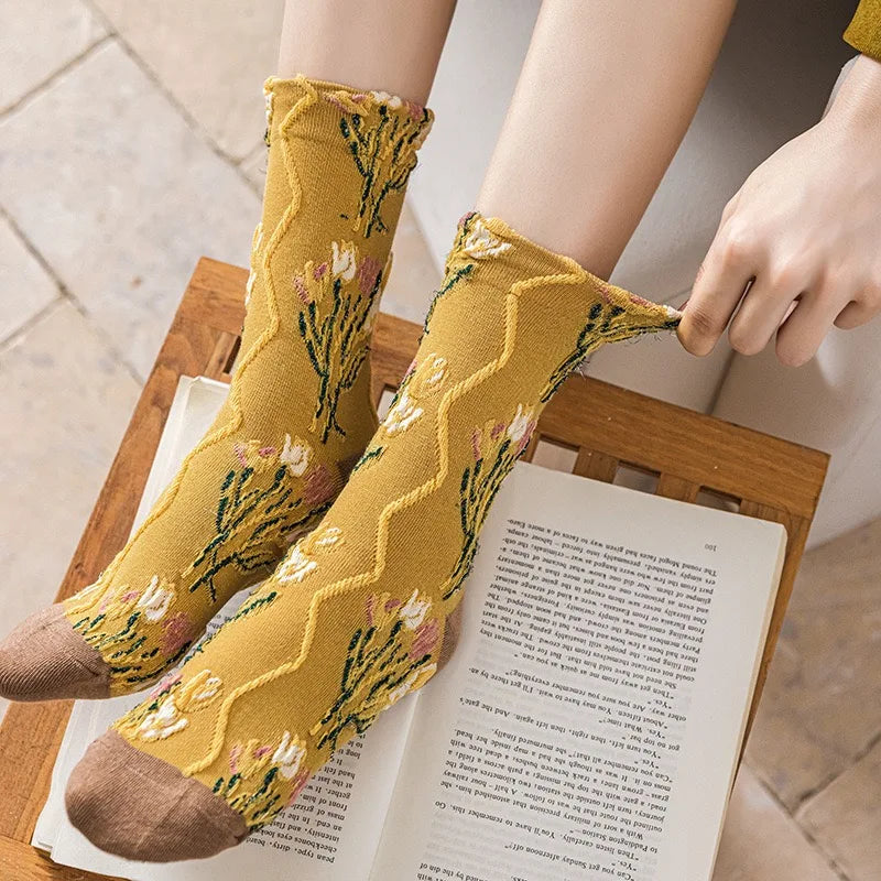 Fashion Harajuku Retro Floral Vintage Socks Woman Novelty Ethnic Elegant Cotton Casual Breathable Ladies Girls Dress Sox Autumn SS69