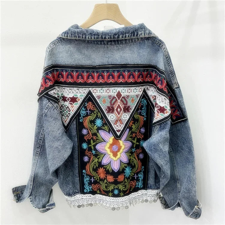 Streetwear Fashion Embroidery Sequins Denim Jacket Women Cowboy Outerwear Autumn Vintage Blue Big Pocket Jeans Jackets Female SS69