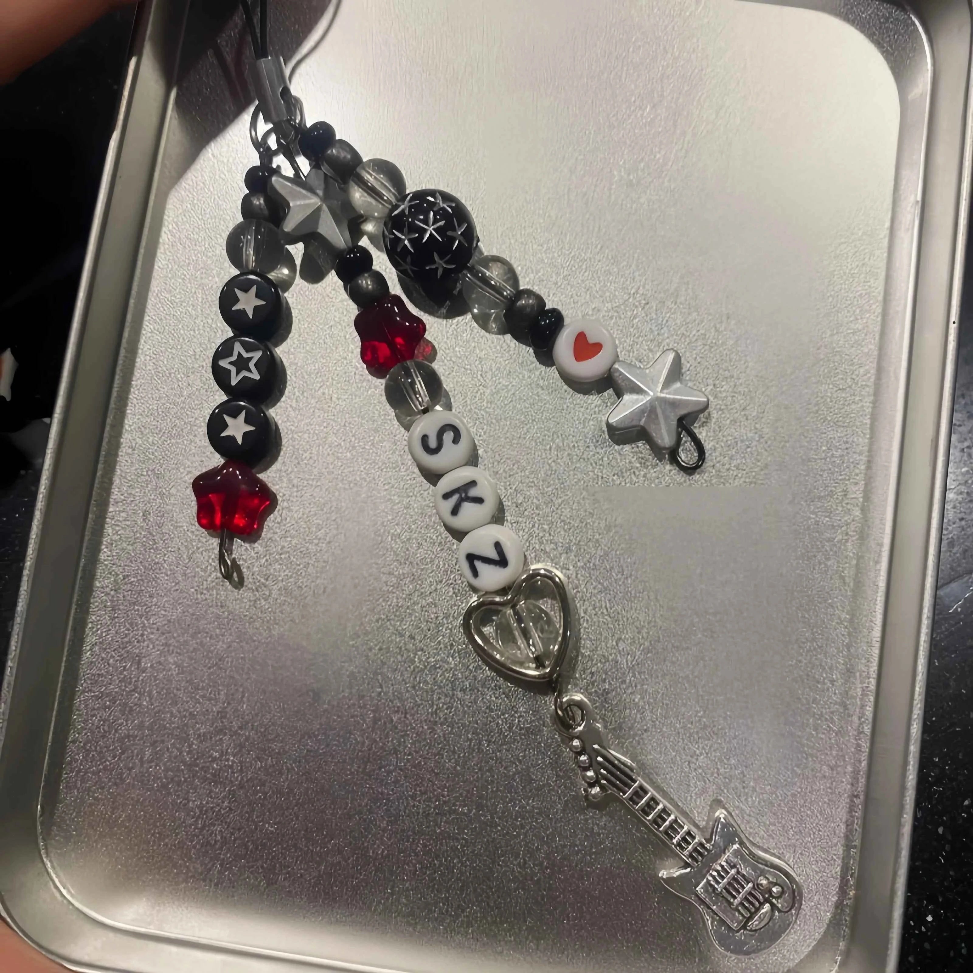 K-pop skz black and red mobile phone accessories