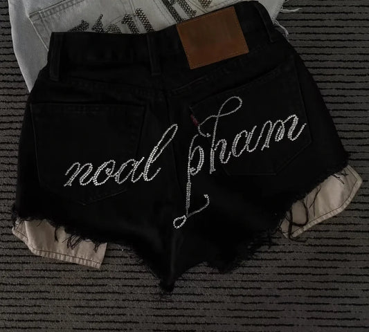 Black Rhinestone Distressed Denim Shorts Women Y2K Streetwear Vintage Frayed Oversized Cotton Casual Urban Fashion Summer Shorts