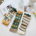 Womens Autumn And Winter Pure Cotton Five Finger Socks Printed Split Toe Socks Vintage Comfortable Socks