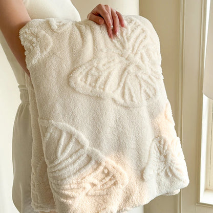 Coral Fleece Fabric Autumn Blanket with Exquisite 3D Butterflys Soft Comfortable Warm Winter Sofa Blankets Four Seasons Blanket