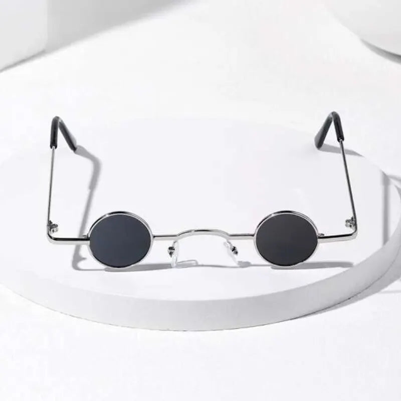 Vintage Rock Punk Man Sunglasses Classic Small Round Sunglasses Women Wide Bridge Metal Frame Black Lens Driving Eyewear SS69