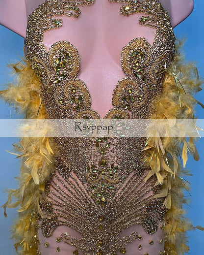 Long Gold Prom Dresses 2025 Sheer O-neck Sleeveless Sparkly Luxury Beaded Diamond Black Girls Feather Mermaid Prom Formal Gowns SS69