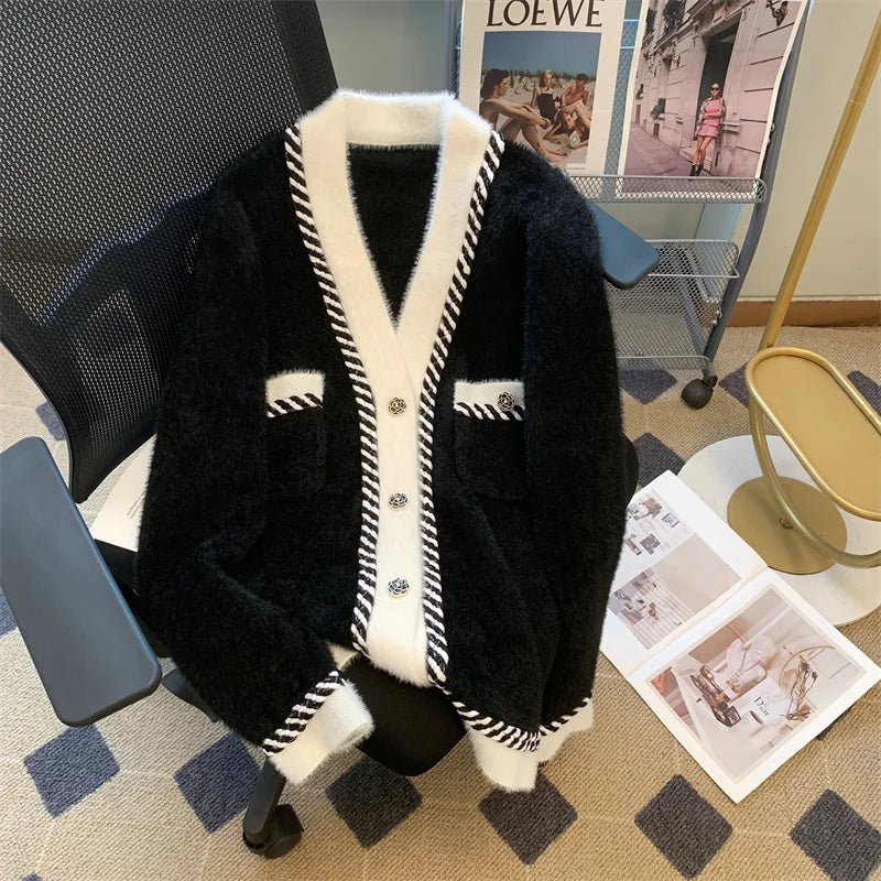 Vintage Elegant Plaid Knitted Cardigan Sweater For Women 2025 Autumn Winter Long Sleeve V-neck Tops Knitwear Fashion Chic Jumper SS69