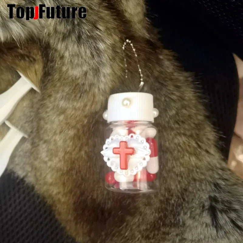 Harajuku Goth Lolita Y2K Girl Blood vessel pendant Halloween cosplay props Syringe Hospital ornament Pill bottle Key Chain SS69 8.69 red