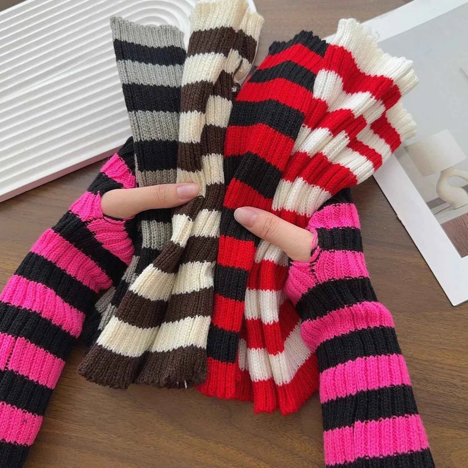 Gothic Striped Knitted Fingerless Arm Sleeves Black White Striped Winter Long Arm Warmers Girls Harajuku Y2K Wrist Gloves
