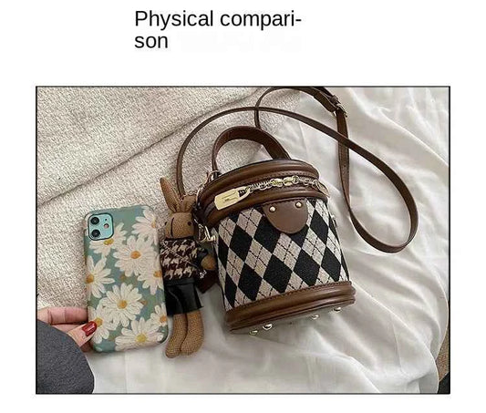 Women's Bag for Women Fashion Luxury Designer Zipper Small Handbags For Women Leather Bucket Shoulder Bag 2023 New Trend Pendant