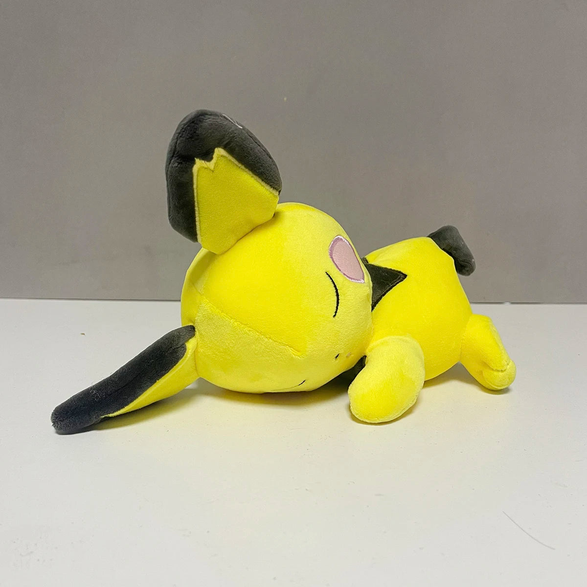 Anime Eeveelution Eevee Espeon Umbreon  Vaporeon Peluche Doll Sylveon Sprigatito Charizard Plush Toys Stuffed Plushies Doll Gift