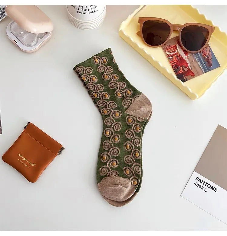 Cotton Fashion Korea Harajuku Retro Floral Vintage Woman Socks Novelty Ethnic Elegant Casual Ladies Girls Dress Brown Sox Autumn SS69 8.69 LYYZ3H3 / 35 - 40