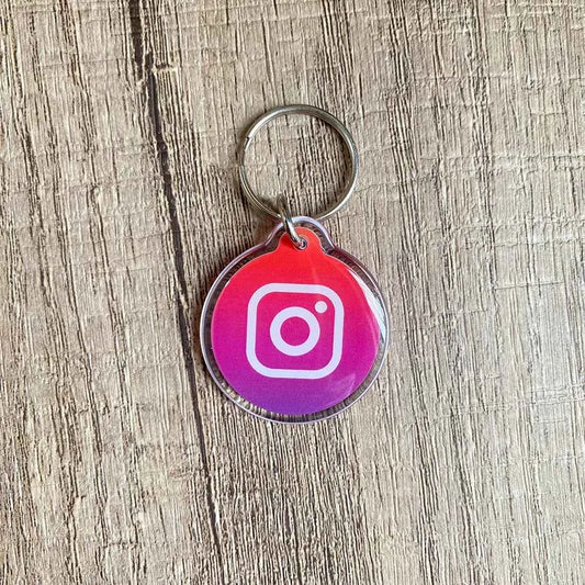 NFC Social Media Tap Business Key Card Instagram WhatsAPP Facebook Snapchat NFC Key Tag Keychains