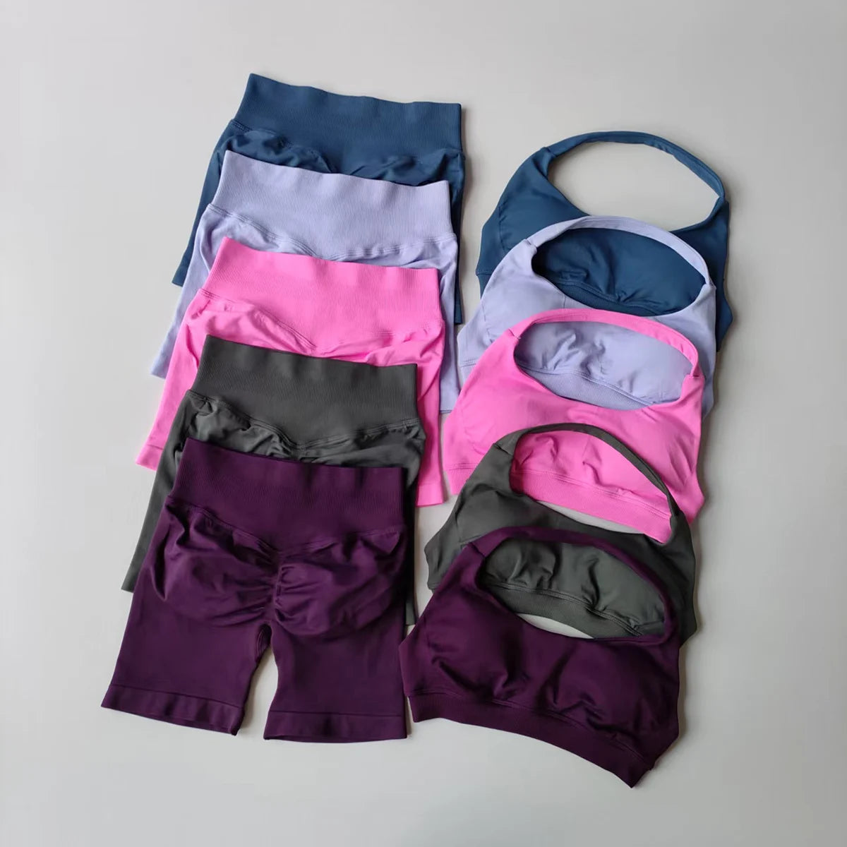 2 Pieces Yoga Suit for Women Seamless Fitness Gym Clothes Halter Sports Bra Matching Impact Shorts Workout Sets Gym Outfit SS69