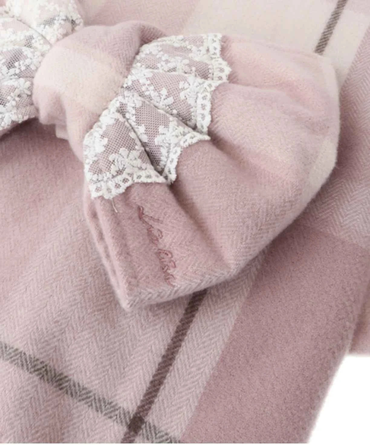 Japanese Liz New Lazy Wind Girls Sweet Plaid Lace Bow Scarf Soft Warm Women's Winter Lolita Scarf