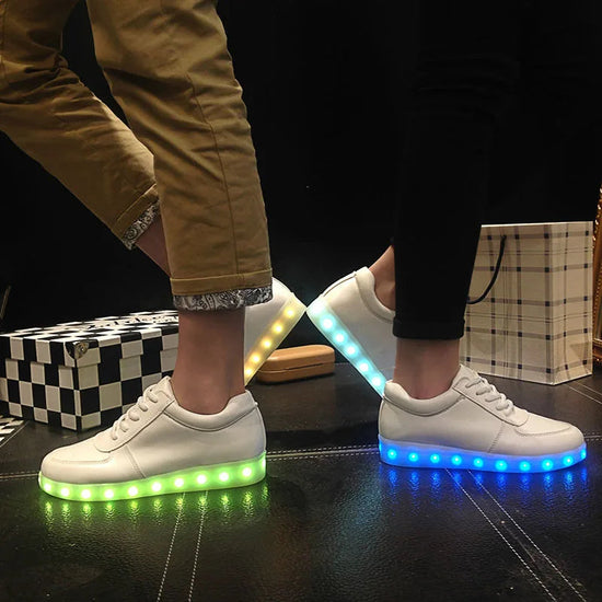 Comemore 2022 Adult Unisex Womens Mens Kid Luminous Sneakers Glowing USB Charge Boys LED Colorful Light-up Shoes Girls Footwear SS69