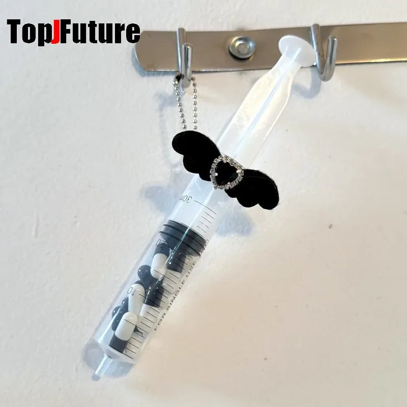 Harajuku Goth Lolita Y2K Girl Blood vessel pendant Halloween cosplay props Syringe Hospital ornament Pill bottle Key Chain SS69 8.69 black white