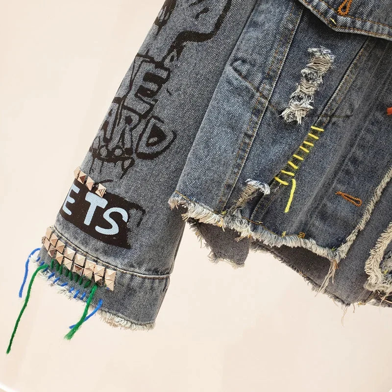 2025 Spring Autumn Women Street Fashion Graffiti Denim Jacket Female Short Frayed Raw Cut Rivet Jacket Fringe Jean Coat Outwear SS69