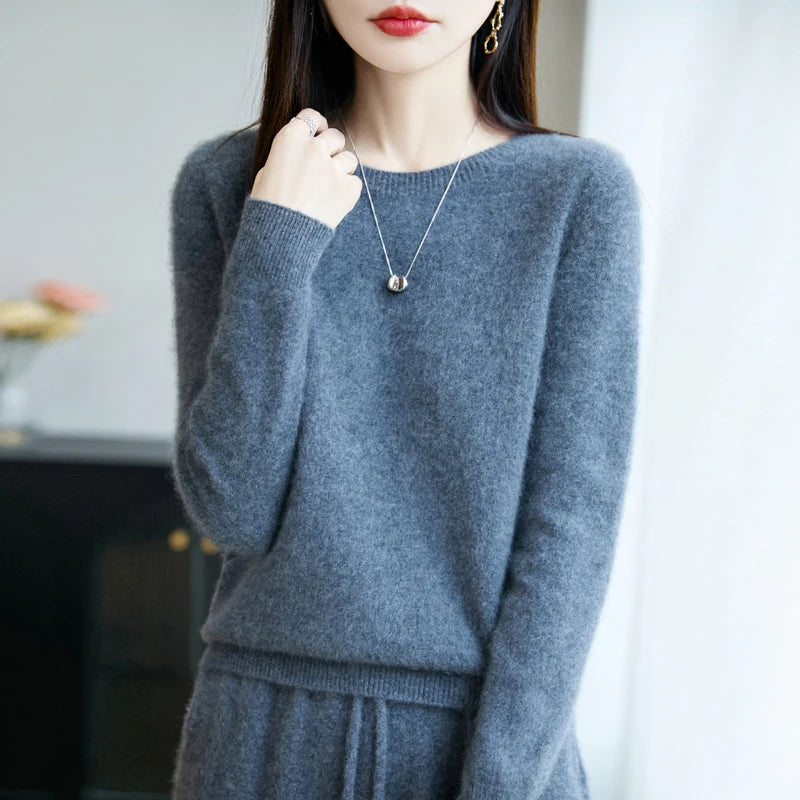 Addonee Women's 100% Merino Wool O-Neck Pullover Sweater - Heavyweight Knit