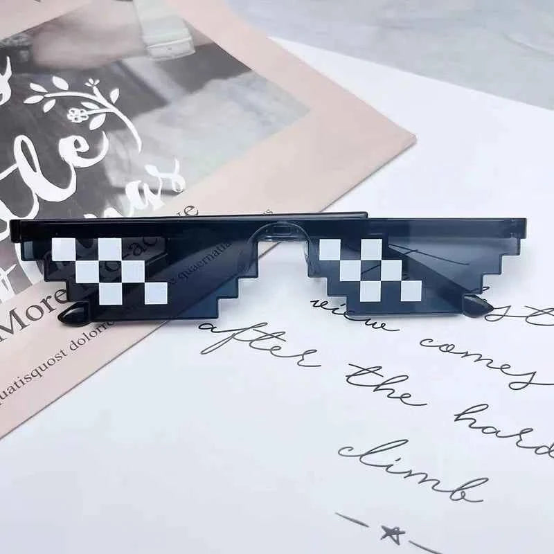 1-8pcs Mosaic Sunglasses Cool Party Vintage Shades Eyewear For Men Pixelated Sunglasses Funny Women Glasses