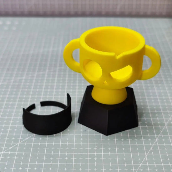 In Stock Supercell Game Peripheral Champion Trophy Game Launcher Pen Holder Small Model Desktop Ornament  Peripherals Bs Gift SS69