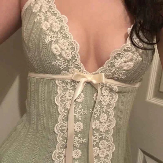 Xingqing Fairy Coquette Tank Top y2k Women Lace Floral V Neck Spaghetti Strap Sleeveless Vest with Bow 2000s Aesthetic Clothing