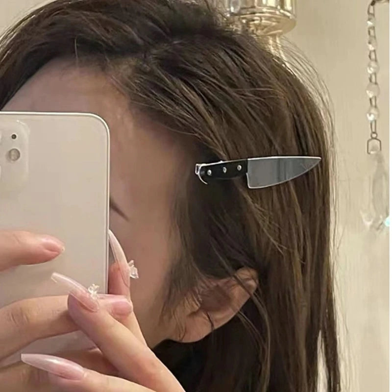 1/2pcs Creative New Gothic Emulation Knife Hair Clips Side Bangs Hairpin Funny Weird Knife Hairpins Women Girls Hair Accessories SS69
