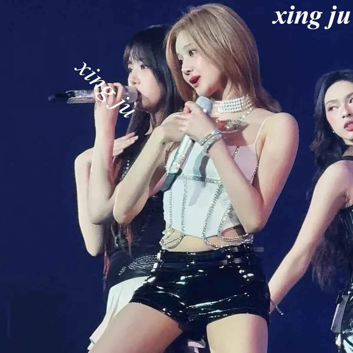 Kpop Singer Sexy White Sling Tops Tight Leather Shorts Korean Group Concert Stage Performance Outfits Women Jazz Dance Costume