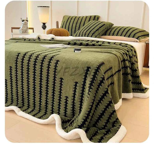 Thicken Warm Flannel Blanket Super Soft Fluffy Queen Blanket Single Double Size Cozy Skin-friendly Multifunctional Nap Blanket