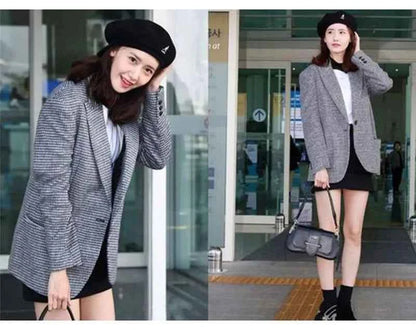 New Luxury Wool Beret Hat Women Men Four Seasons Knitted Thin Breathable Mesh Berets Cap Autumn Winter Beanie Stars Same Style