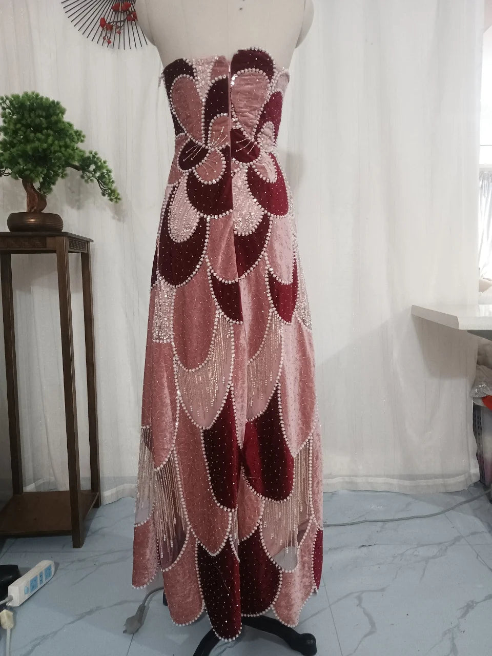 UOSUCN Sweetheart Beaded Sequin Mesh Evening Dress
