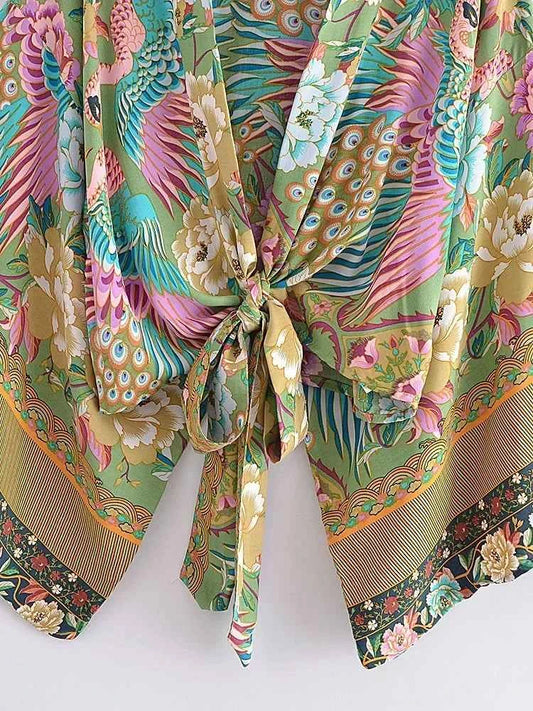 Boho Queens Peacock Short Robe Kimono Swimsuits Women Fashion Floral Batwing Sleeves Rayon Bohemian Bikini Cover Ups Beachwear