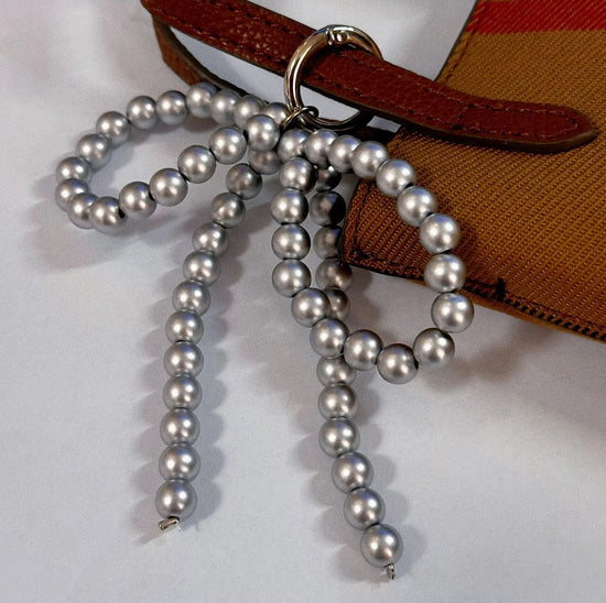 ZAKOL Y2K Korean Cute Beaded Pearl Bowknot Keychain for Women Girls Metal Bow Pendant Bag Decoration Accessories SS69 8.69 Sliver Color