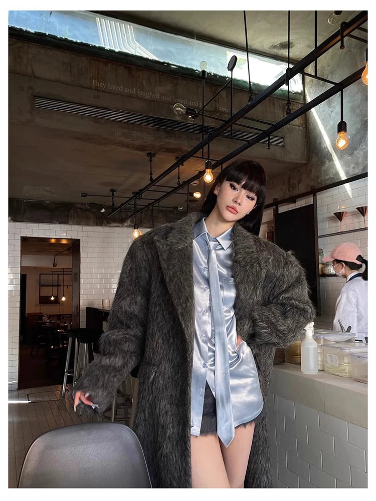 Mauroicardi Autumn Winter Oversized Extra Long Warm Thick Gray Wool & Blends Coat Women Loose Casual Fluffy Korean Fashion 2024