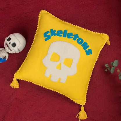 100% Original Royal War Genuine Pillow Mini Pickup Skull Spot Official Genuine Game Doll Doll Bed Decoration Collection - SS69