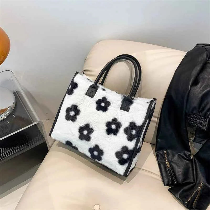 Winter Faux Fur ,Leopard Print Designer Shopper Totes, Fashion Soft Plush Women Shoulder Bags, Large Capacity Handbags and Purse