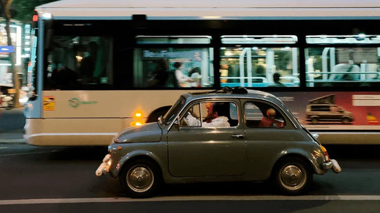 Global Version Xiaomi MIX Flip Snapdragon 8 Gen 3 Smartphone 4.01