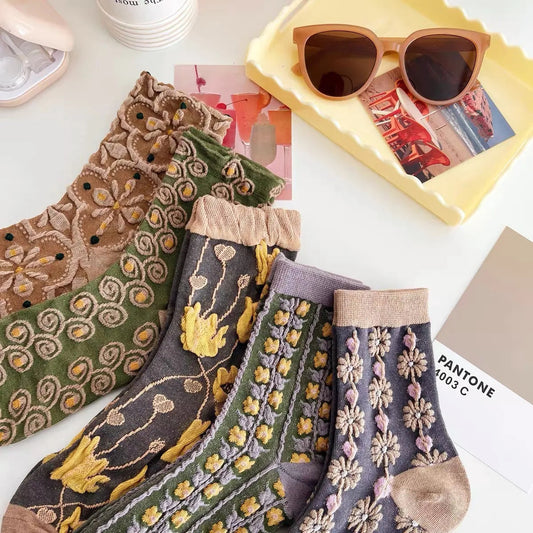 Cotton Fashion Korea Harajuku Retro Floral Vintage Woman Socks Novelty Ethnic Elegant Casual Ladies Girls Dress Brown Sox Autumn SS69