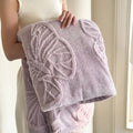 Coral Fleece Blanket with 3D Butterfly Pattern - Soft & Warm