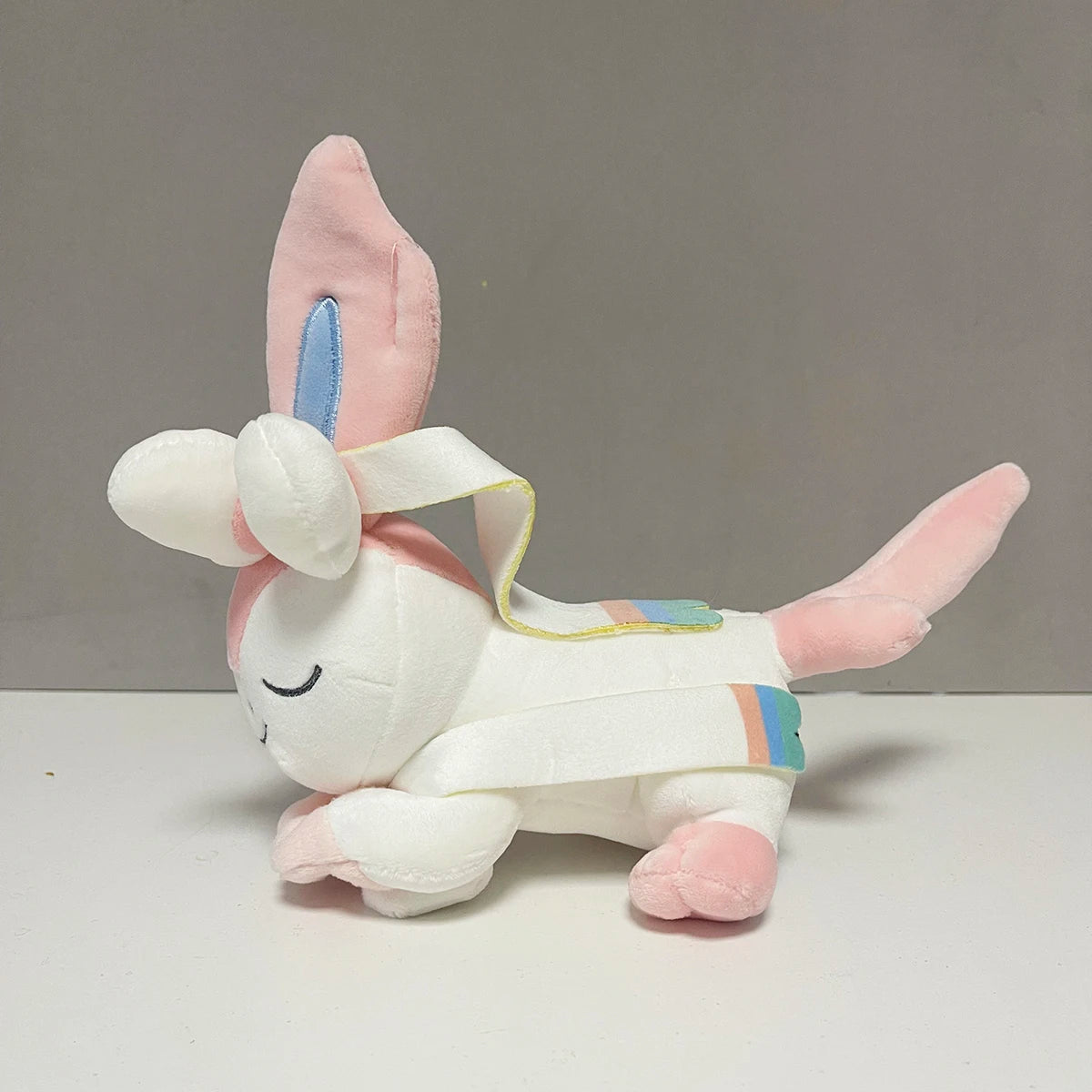 Anime Eeveelution Eevee Espeon Umbreon  Vaporeon Peluche Doll Sylveon Sprigatito Charizard Plush Toys Stuffed Plushies Doll Gift